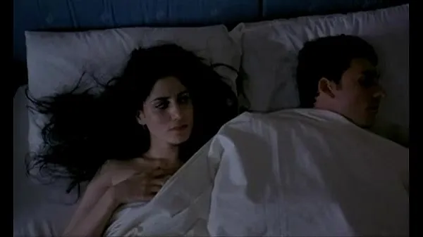 Guarda Late Marriage (2001 clip calde