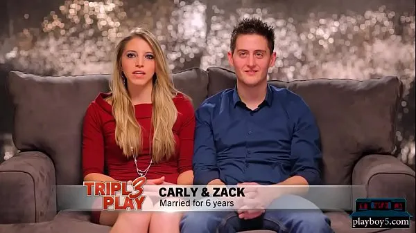 Podívejte se na Married couple looking for a threesome for the first time hřejivé klipy