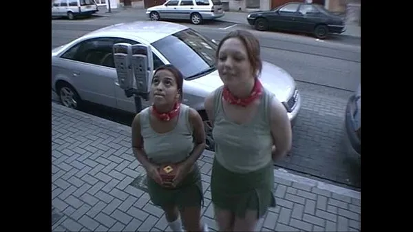 Pozerajte Two girl scouts suck and fuck teplé Clips
