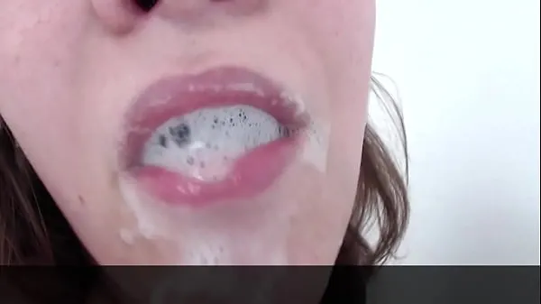 Guarda BBW Blows HUGE Spit Bubbles Deepthroat Dildo clip calde
