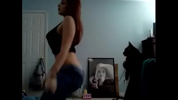 观看Millie Acera Twerking my ass while playing with my pussy温暖的剪辑