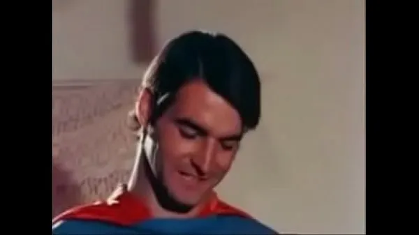 Oglejte si Superman classic tople posnetke