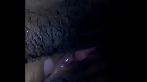 Podívejte se na Cinthia masturbating hřejivé klipy