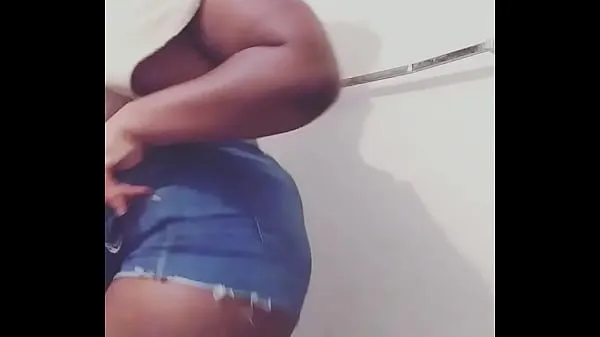 Podívejte se na Juicy ebony ass hřejivé klipy