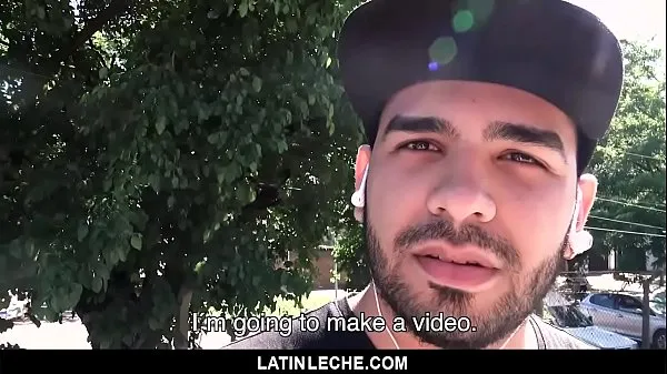Tonton LatinLeche - Scruffy Stud Joins a Gay-For-Pay Porno Klip hangat