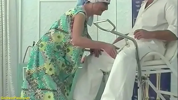 hairy 92 years old granny rough fisted by a doctor گرم کلپس دیکھیں
