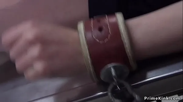 Bekijk Unstable cop anal fucks tied up doctor warme clips