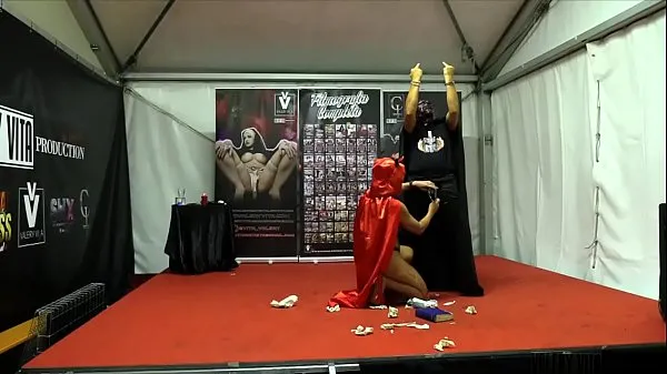 Watch BERGAMOSEX 2020 AT THE VALERY VITA PRODUCTION STAND warm Clips