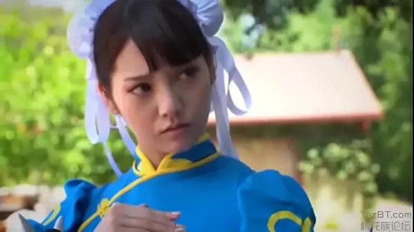 Titta på Chun li cosplay interracial varma klipp