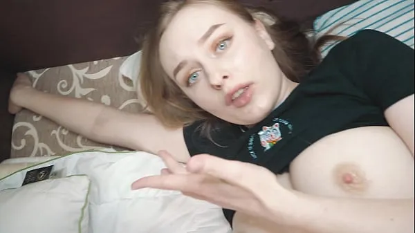 Obejrzyj StepDaughter stuck in the bed and I decided to fuck herciepłe klipy