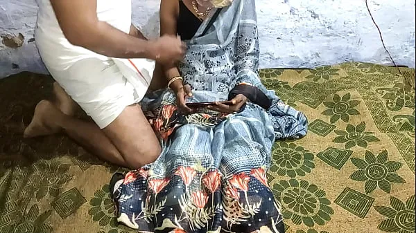 Παρακολουθήστε Indian village wife In gray sari romantic fuking ζεστά κλιπ