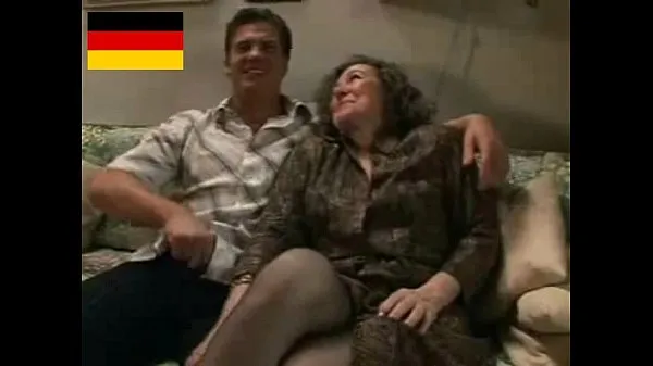 Pozerajte German Granny teplé Clips