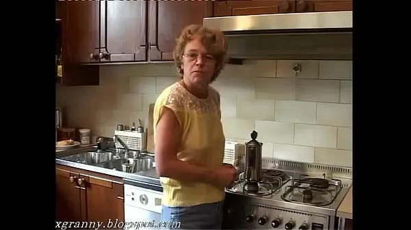 Se Ugly granny ass fucks varme klip