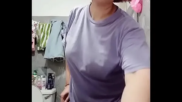 Παρακολουθήστε Thai big tits ζεστά κλιπ