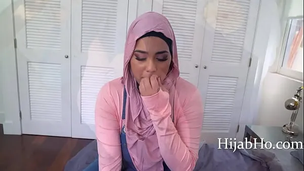 شاهد مقاطع دافئة Fooling Around With A Virgin Arabic Girl In Hijab