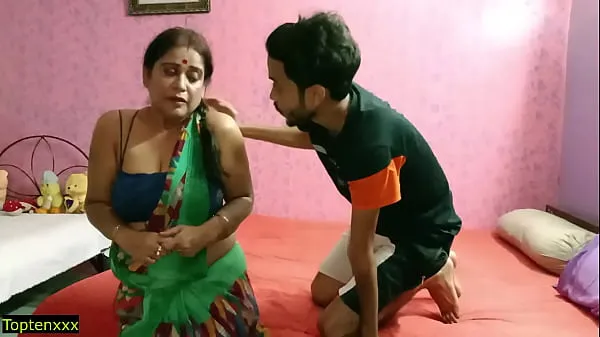 Tonton Indian hot XXX teen sex with beautiful aunty! with clear hindi audio Klip hangat