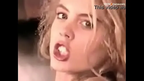 Podívejte se na Vintage Blonde Teen Wants Cum hřejivé klipy