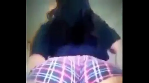 Tonton Thick white girl twerking Klip hangat