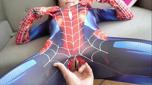 Pozerajte Pov】Spider-Man got handjob! Embarrassing situation made her even hornier teplé Clips